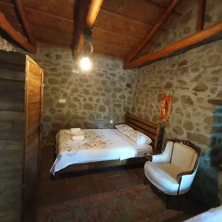 Thousand Ally Boutique