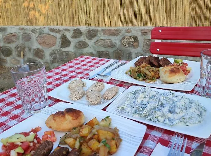 Thousand Ally Boutique Yenisakran