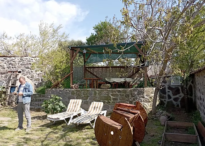 Thousand Ally Boutique * Yenisakran