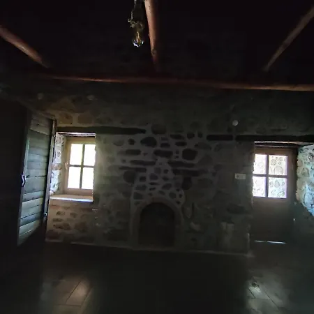 Thousand Ally Boutique Отель *