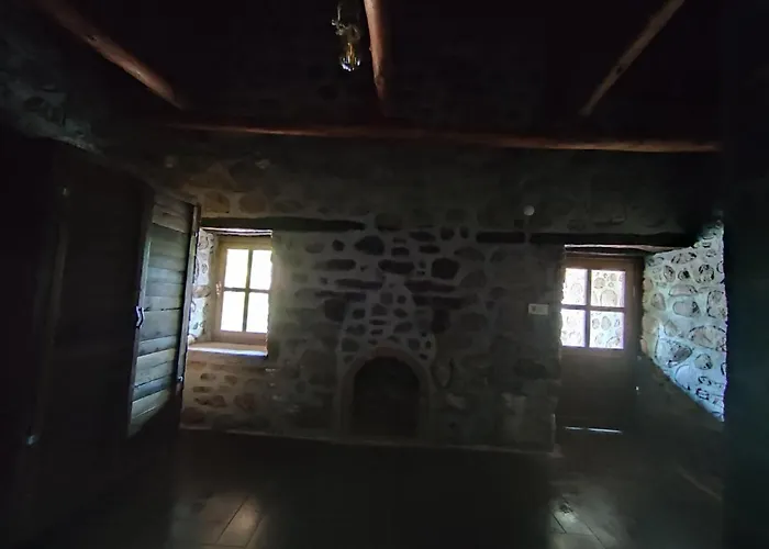 Thousand Ally Boutique Otel *