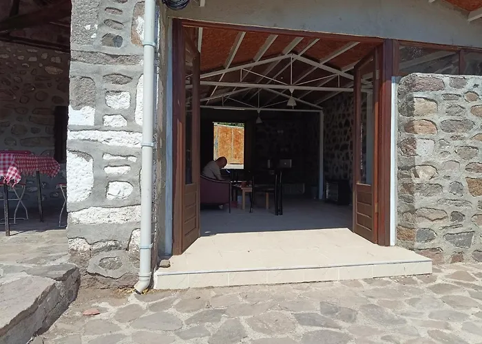 Thousand Ally Boutique Otel *